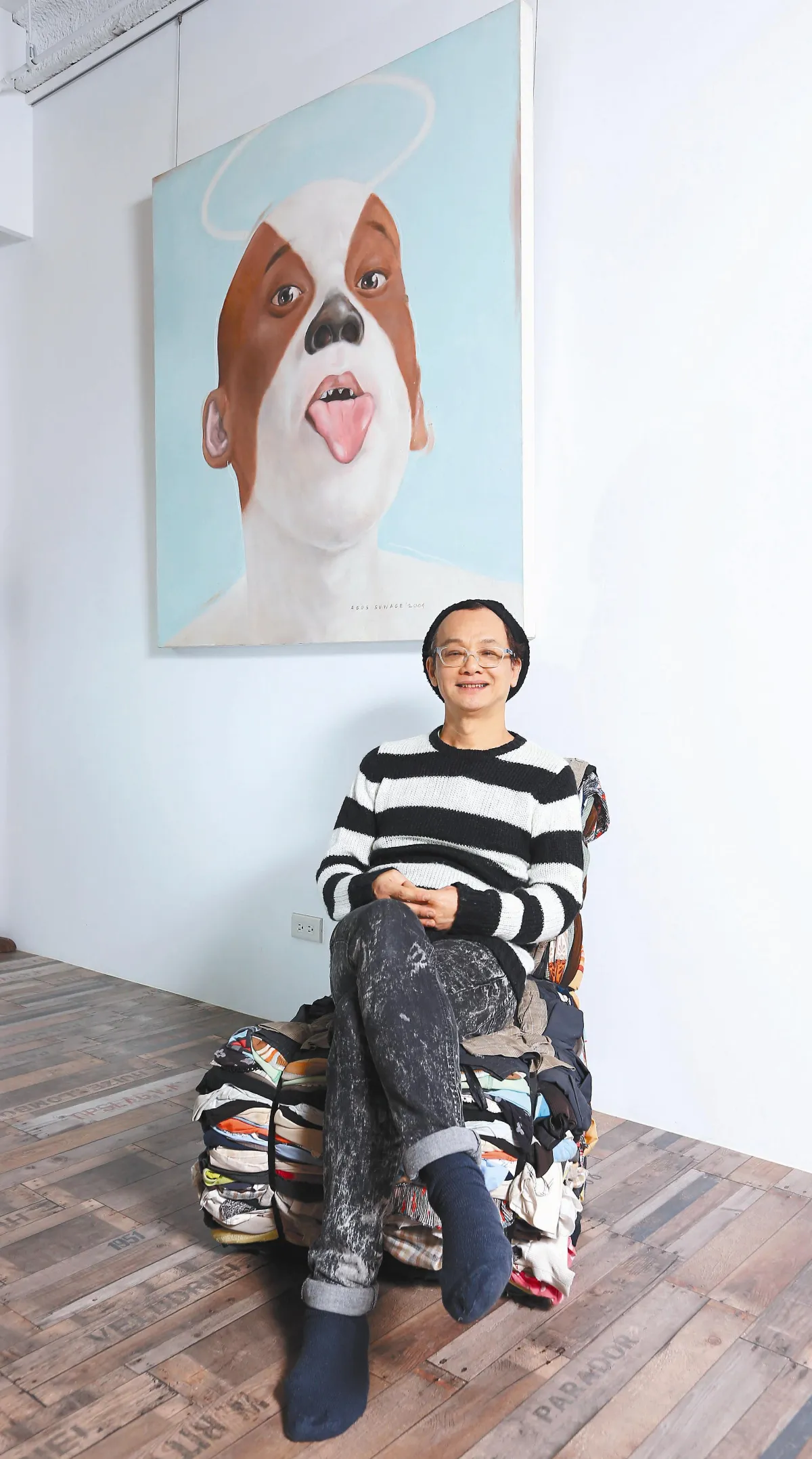 坐擁 500件藝術品 姚謙相伴入眠