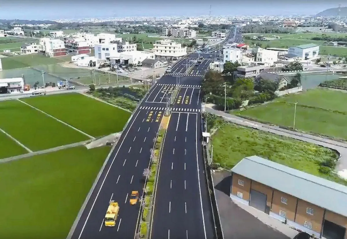 外埔到大甲路平完工 空拍美
