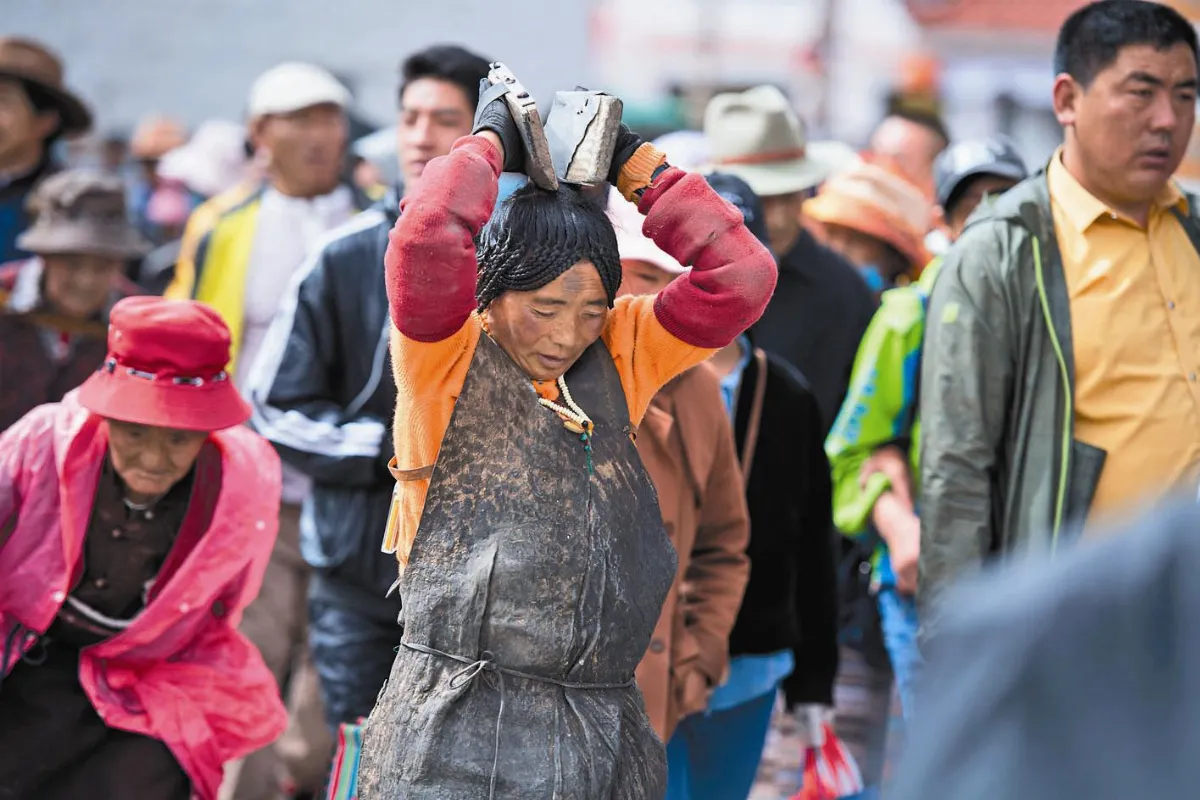 佛吉祥日 人人行善
