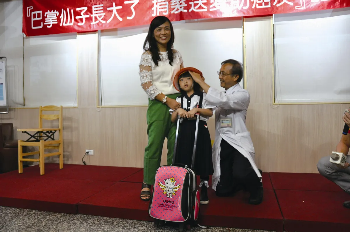 巴掌仙子戰勝癌症 捐髮助癌友