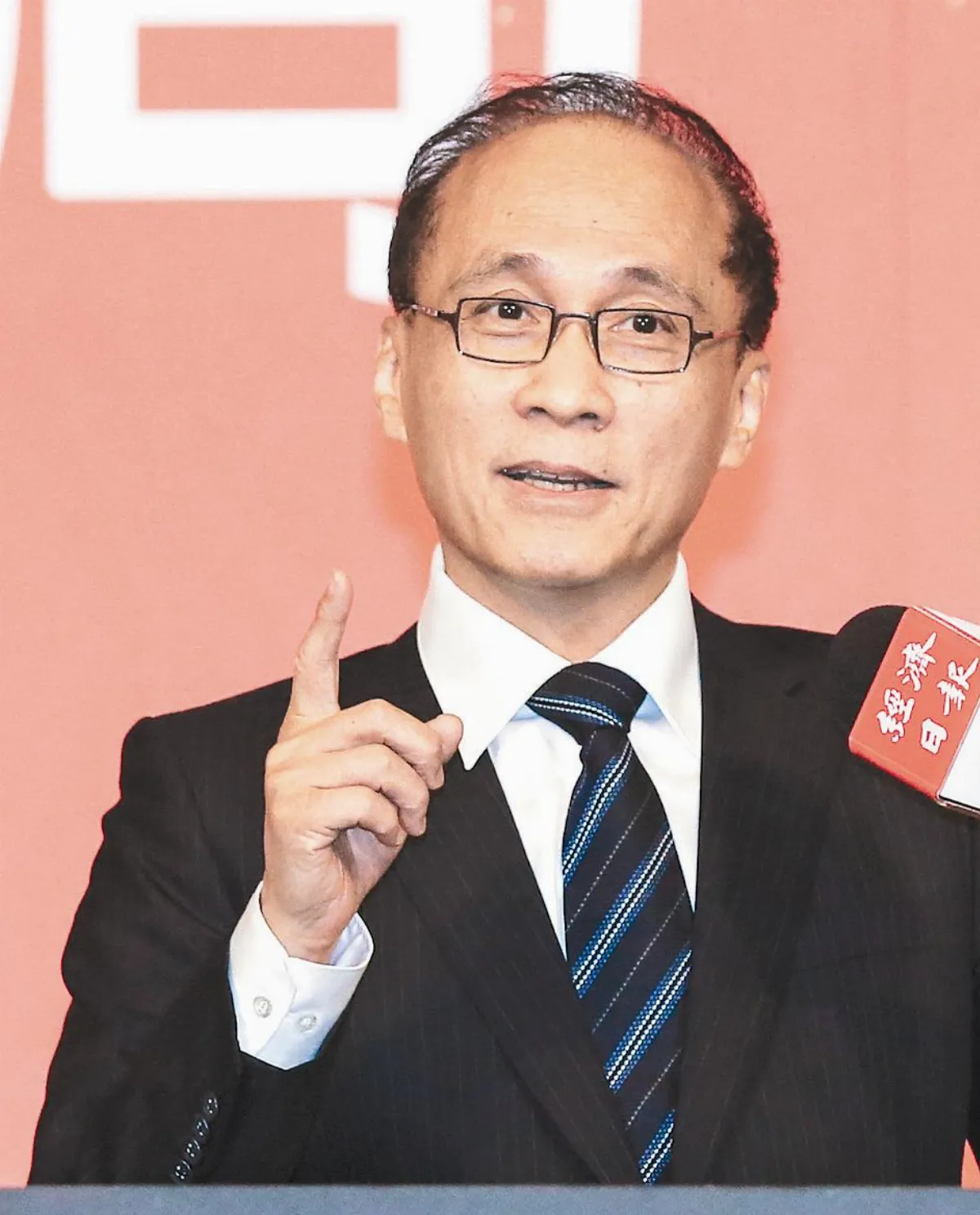 林全：一中原則消滅中華民國