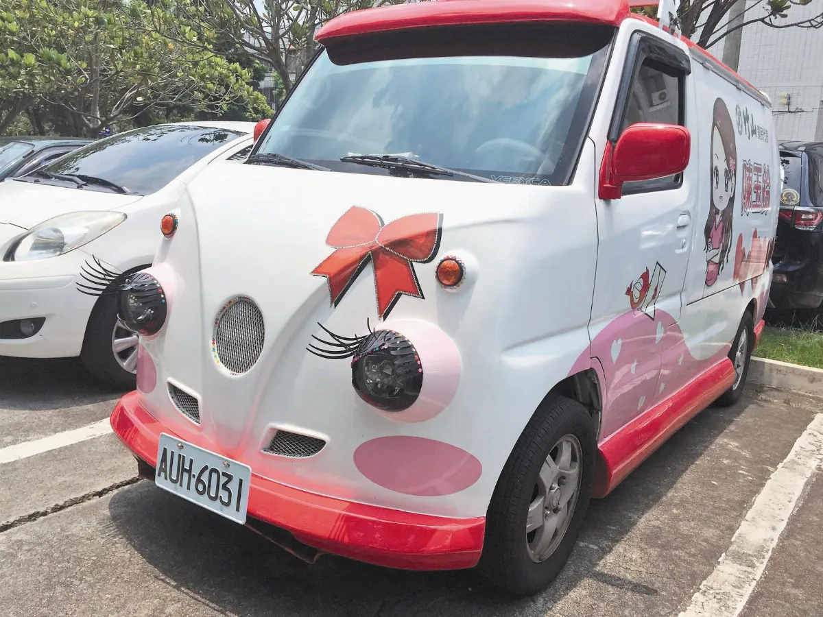 變更ABC柱  影響結構安全 宣傳車裝睫毛賣萌 開罰