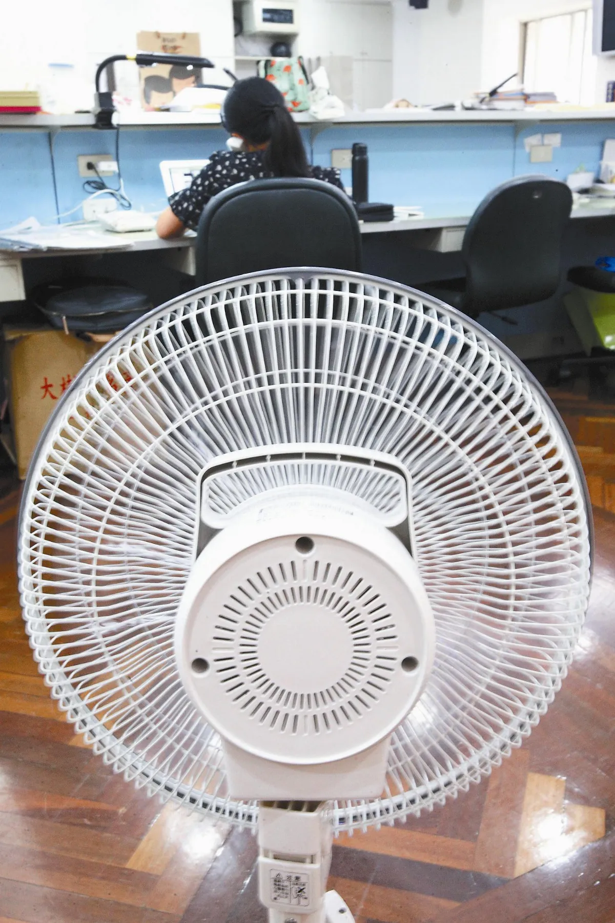 缺電 政府帶頭節電