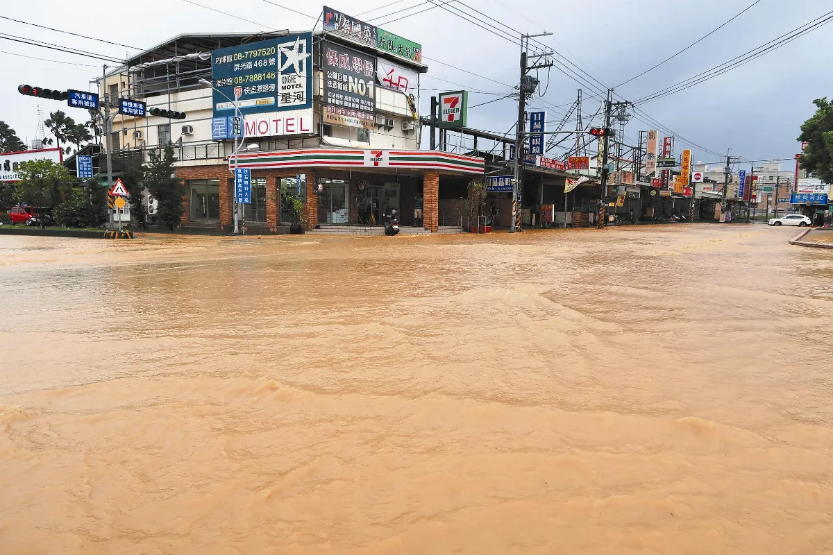 雙颱襲屏東 潮州講堂關懷慰問