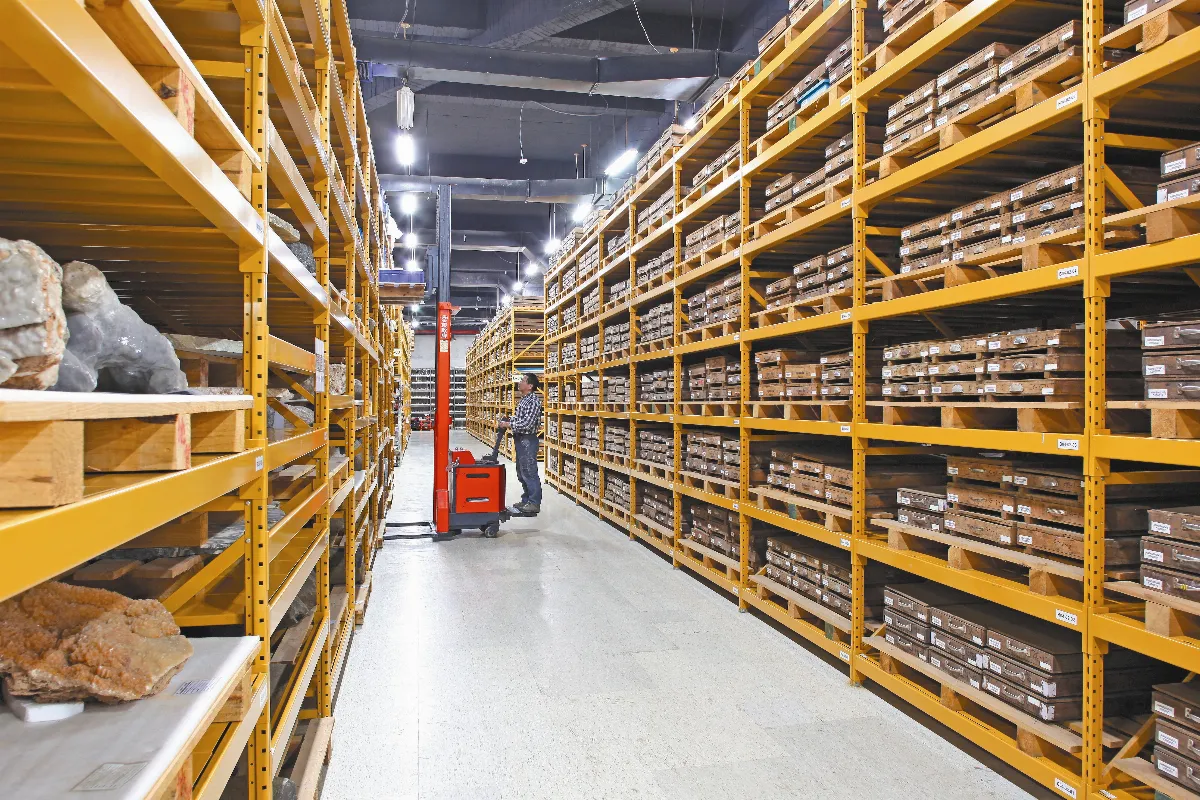 政院籲關冷氣 多數縣市難照辦