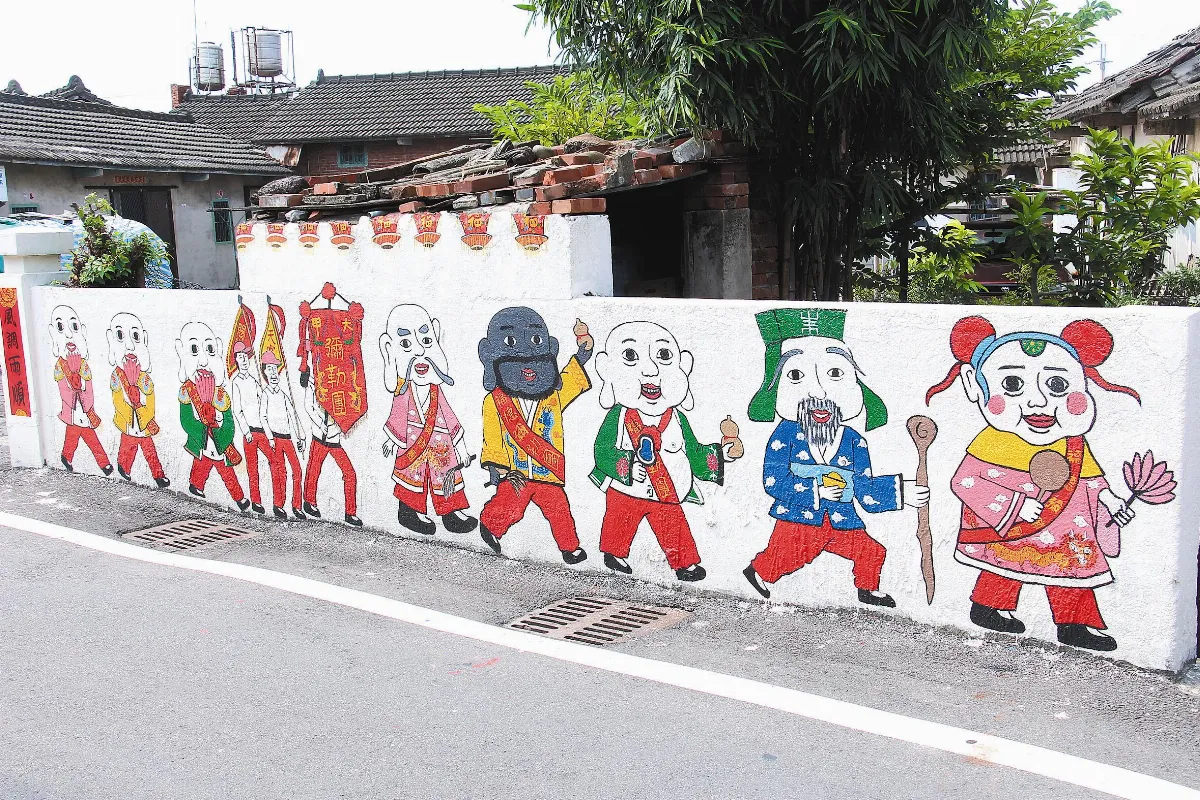 人間最神一道牆 彩繪媽祖遶境