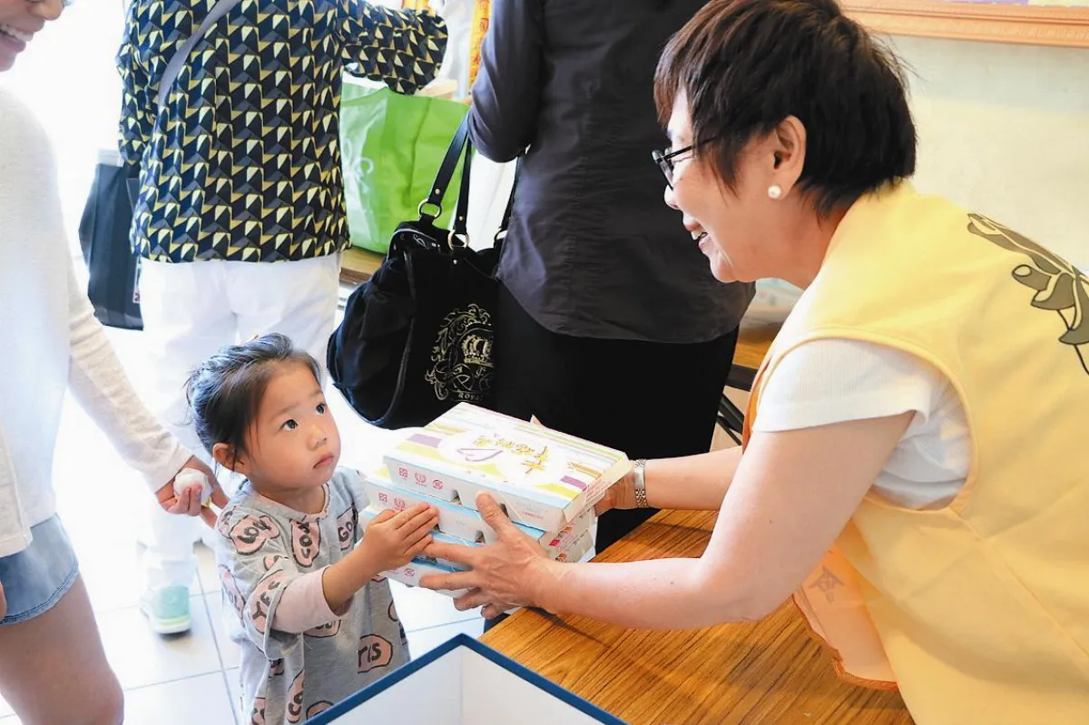 加國森林大火 佛光人義賣賑災