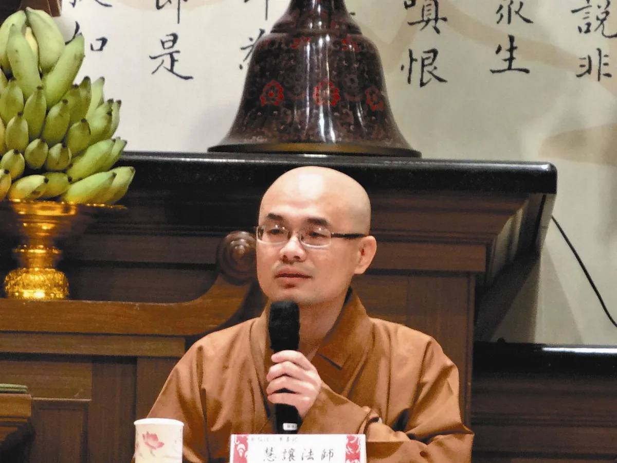 《人間萬事》 賺什麼？
