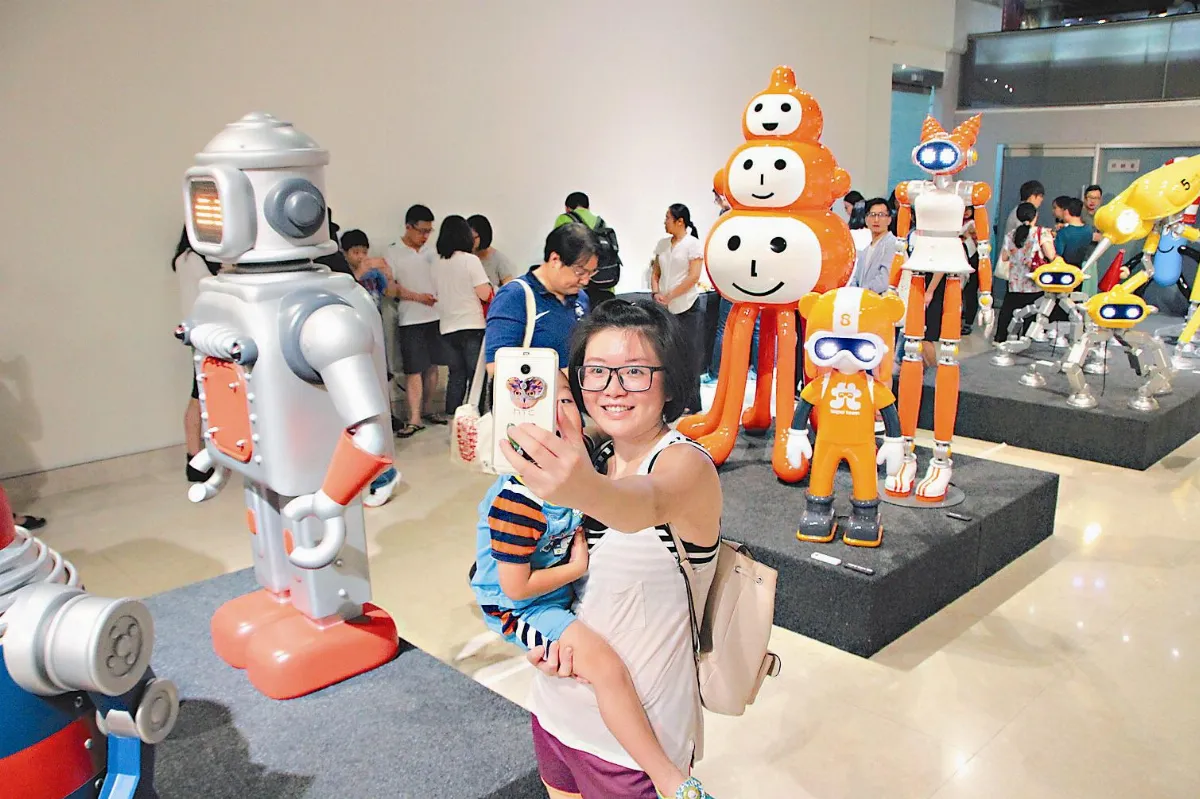AKIBO機器人到齊 背後有父愛