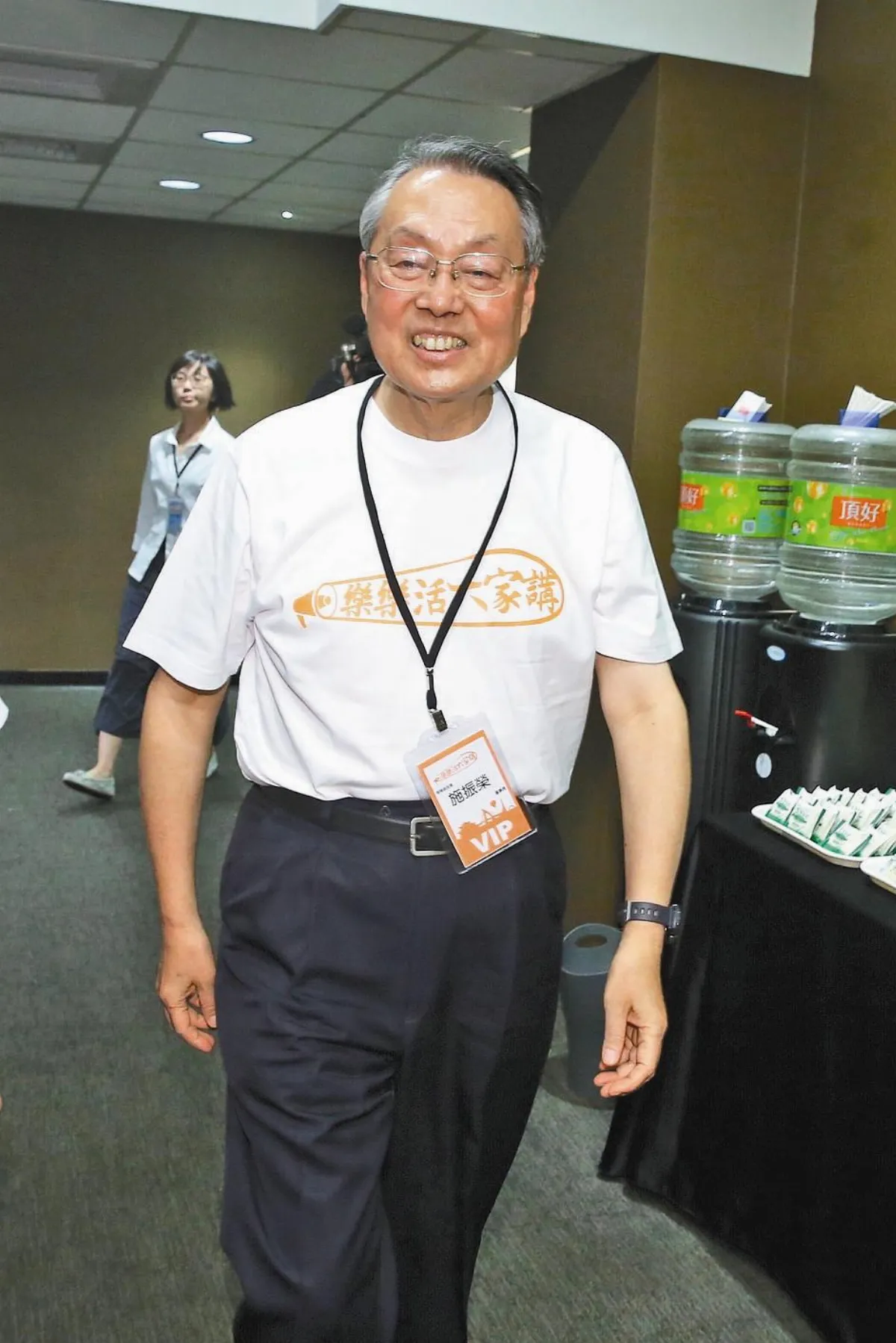 茹素、儉樸 施振榮樂活祕訣