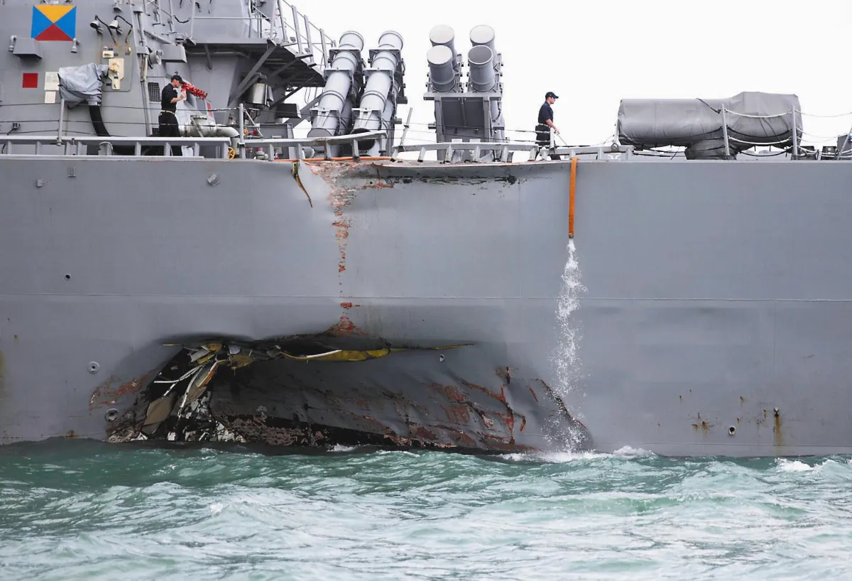 美驅逐艦又撞船 5傷10失蹤