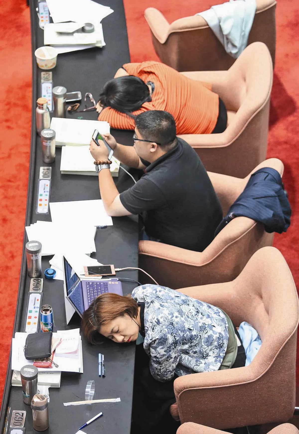 審前瞻 綠不斷電表決