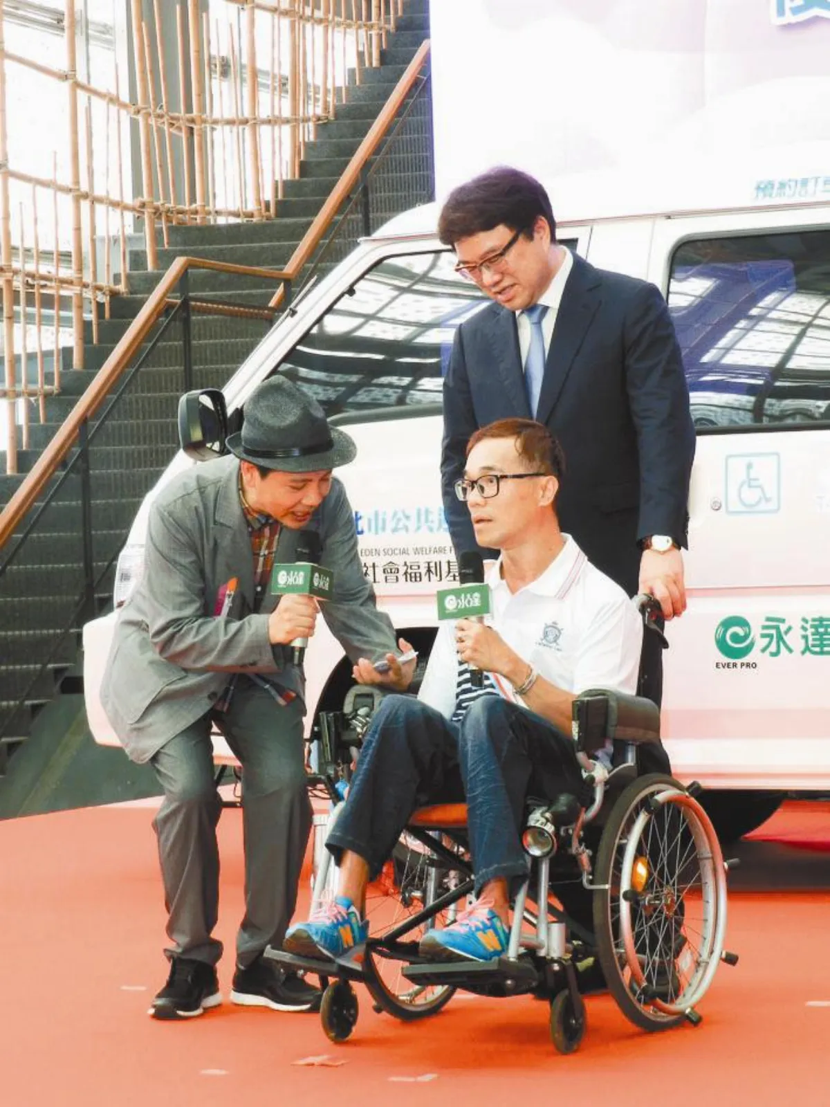 讓生命完整 民團捐復康巴士