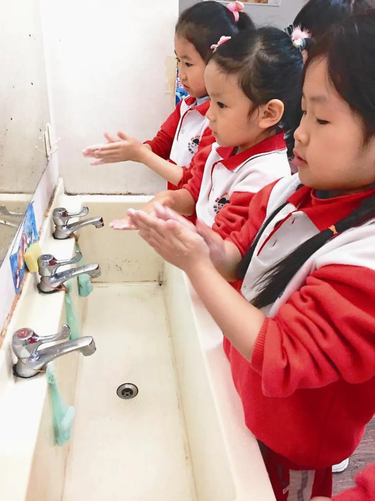 腸病毒疫情 恐延燒至明年