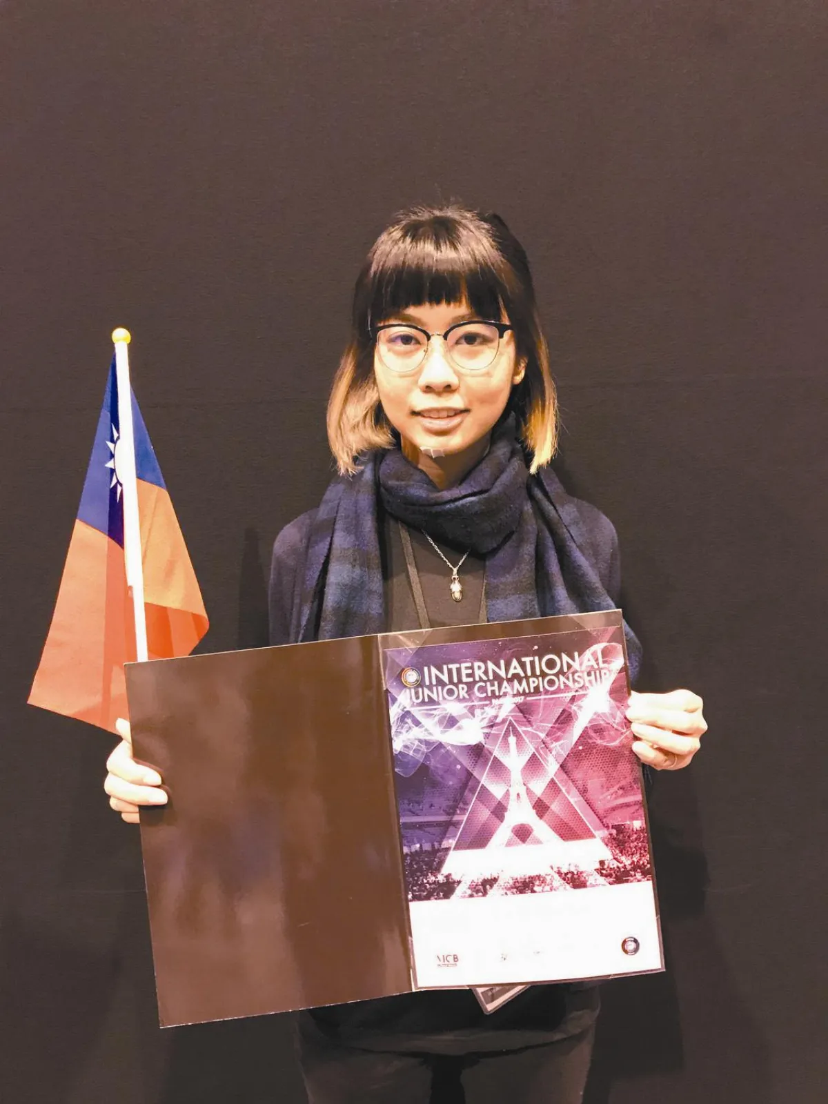 喜愛美髮  首次出國比賽就得名
