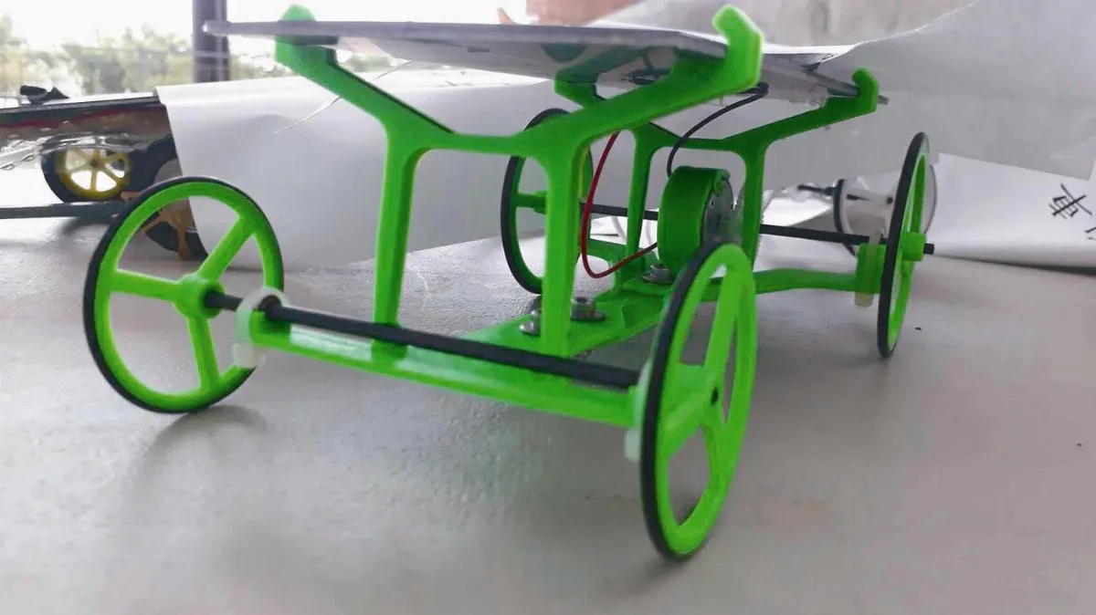學子玩3D 自己頭像做公仔