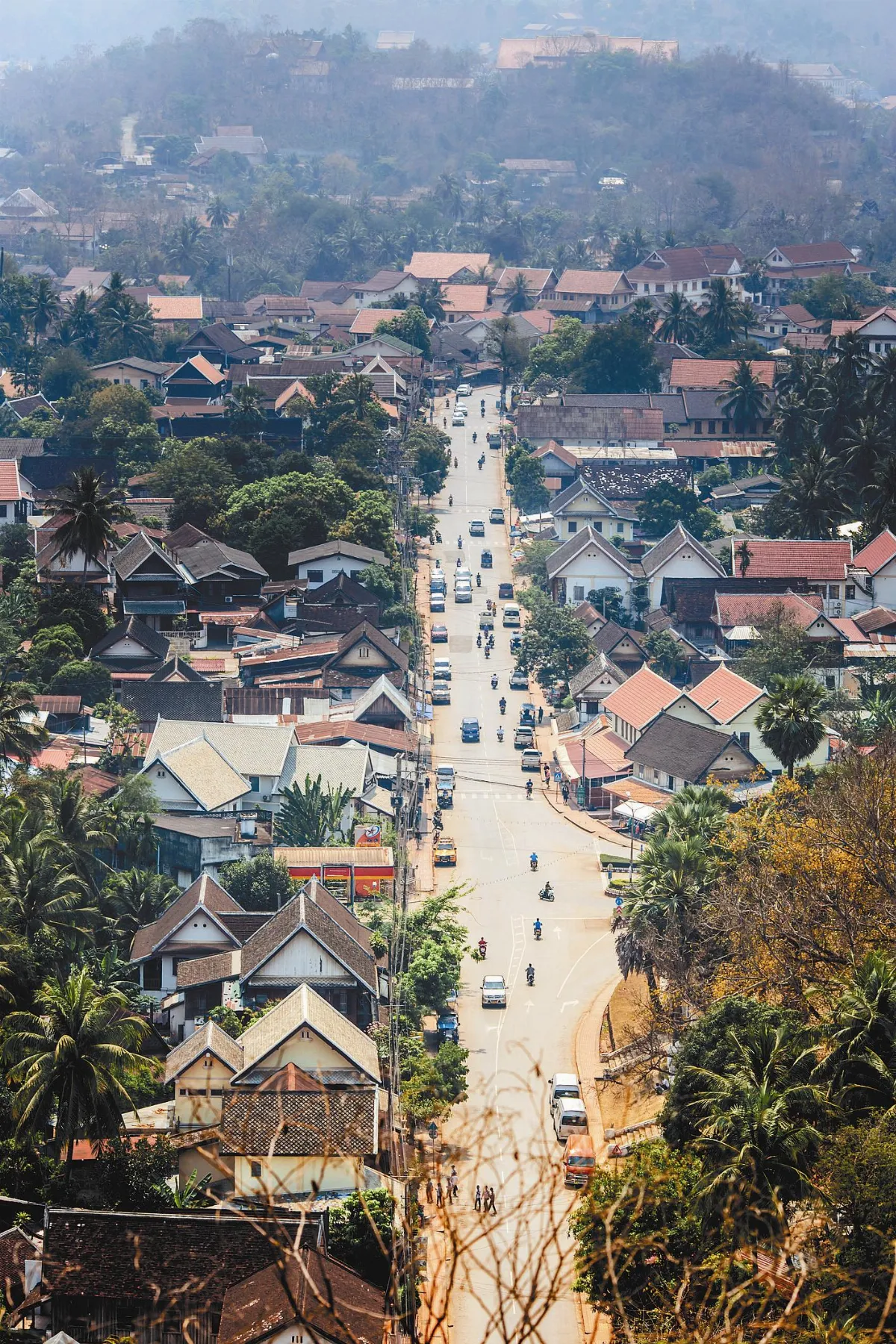 跟村上春樹去旅行 寮國龍坡邦