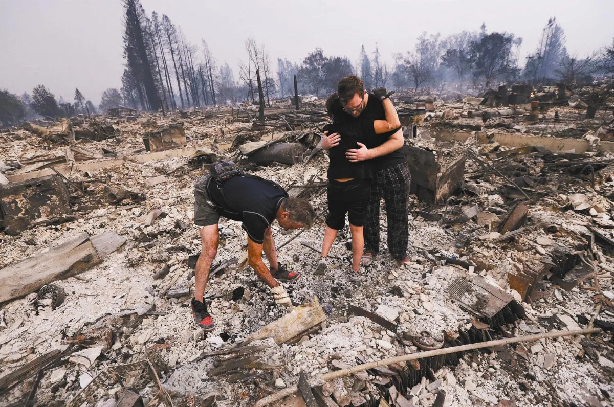 史上最慘  加州山火噬8縣 宛如鬼城