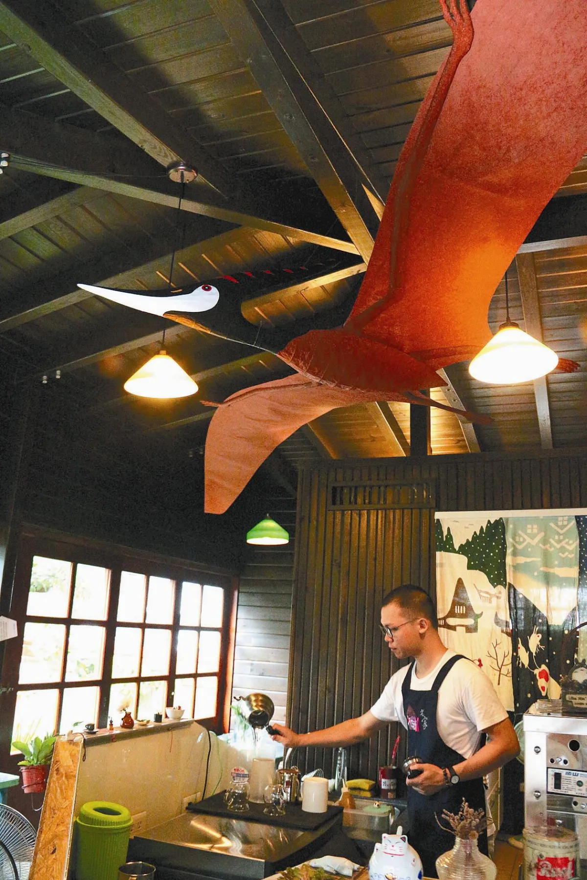 藝術風箏翩然 妝點城市角落