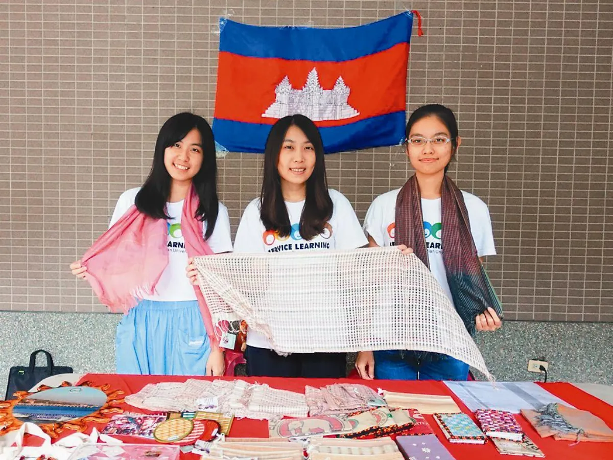 海外服務 帶回奇姆娃助柬國