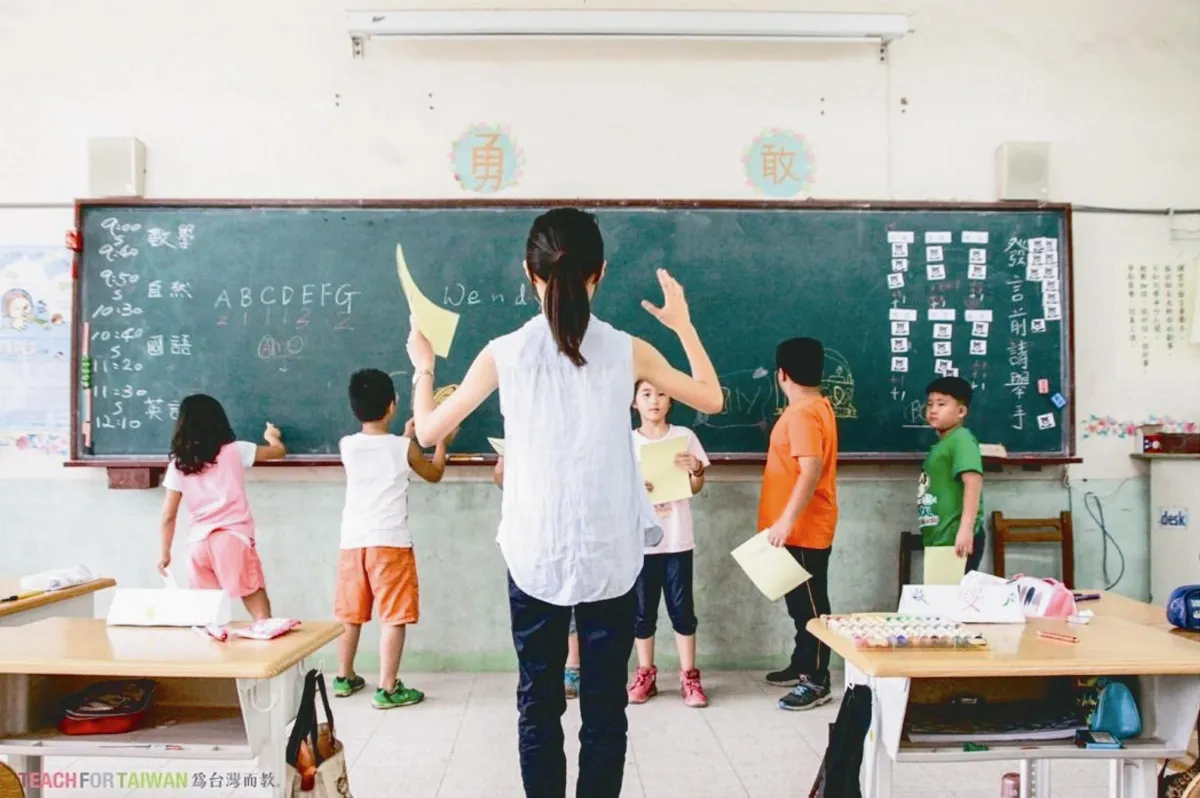 鐘點費260→320元 國小代課師 明年可望加薪