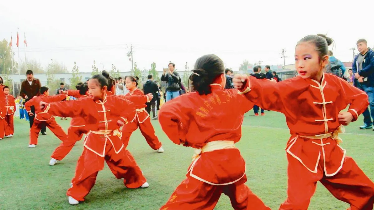 北京重振尚武之風 小學生勤練拳