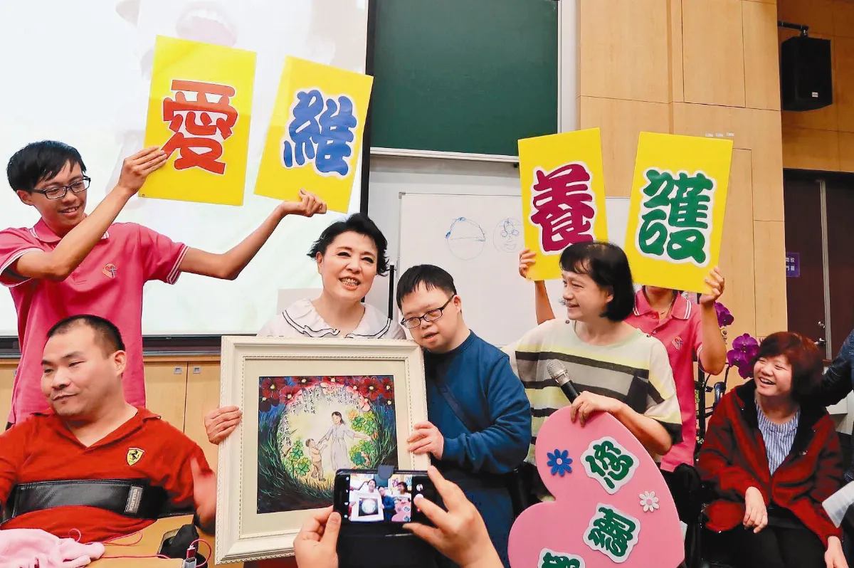 心靈養生 妙方 做公益種福田 簡文秀為「愛」獻聲