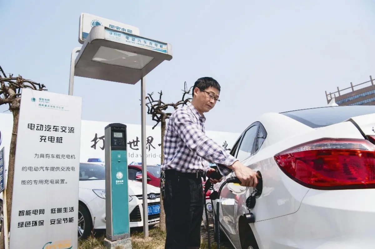 配額制與獎勵制雙管齊下 陸攻電動車 拚當領頭羊