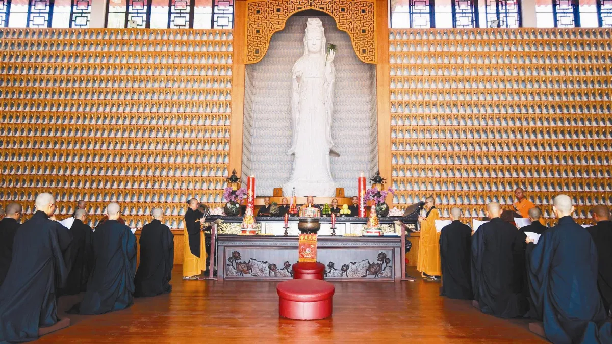 叢林風光 發心出家最吉祥 求證慧命萬古長
