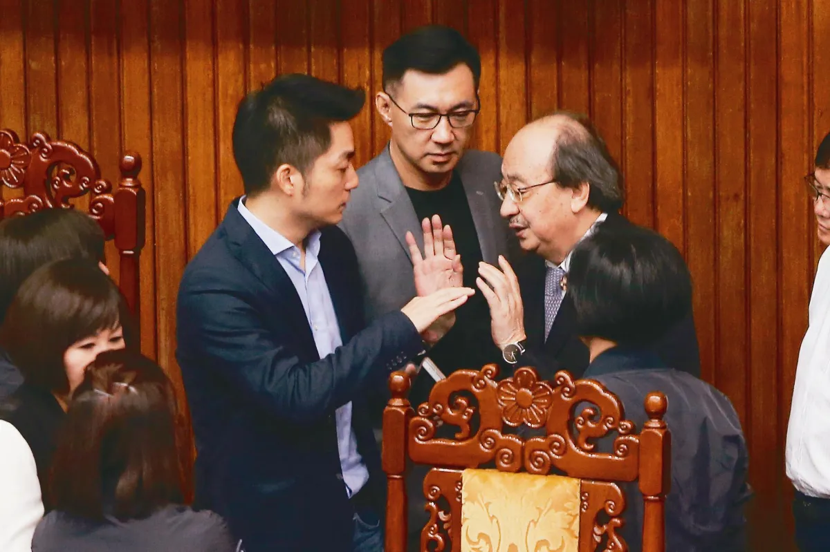 綠強勢 一例一休付委