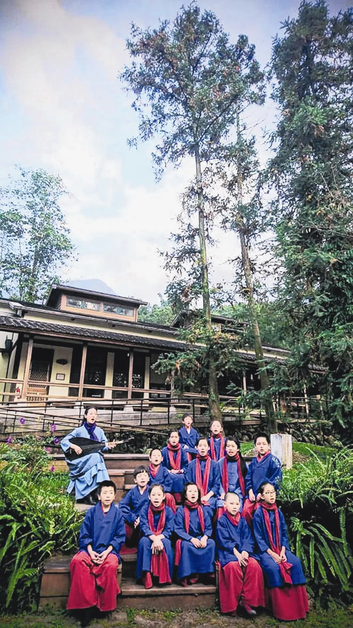 貼近泥土 最美校園