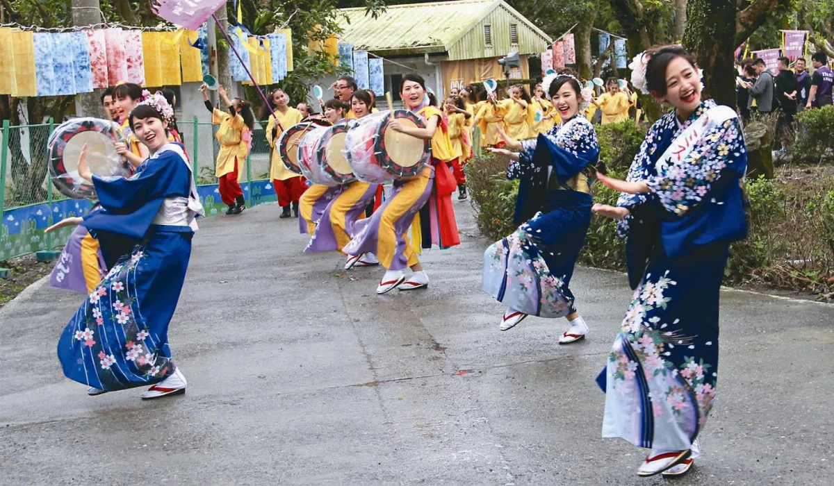 礁溪溫泉季 千人踩街