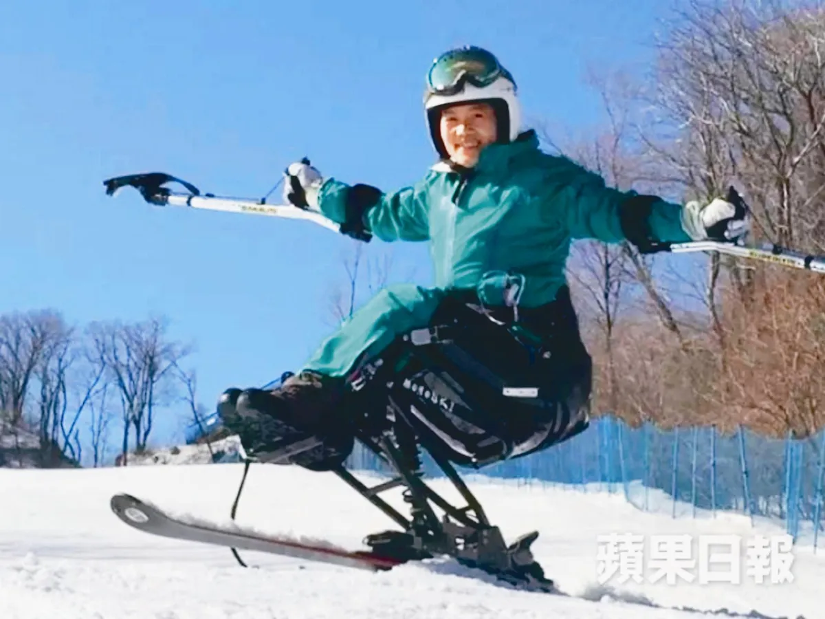 癱瘓女愛藍天 開車滑雪看世界
