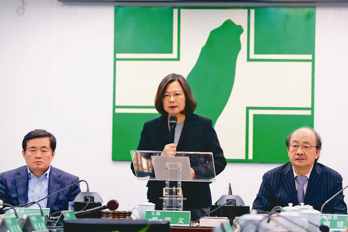 修法爭論 蔡：負最後責任