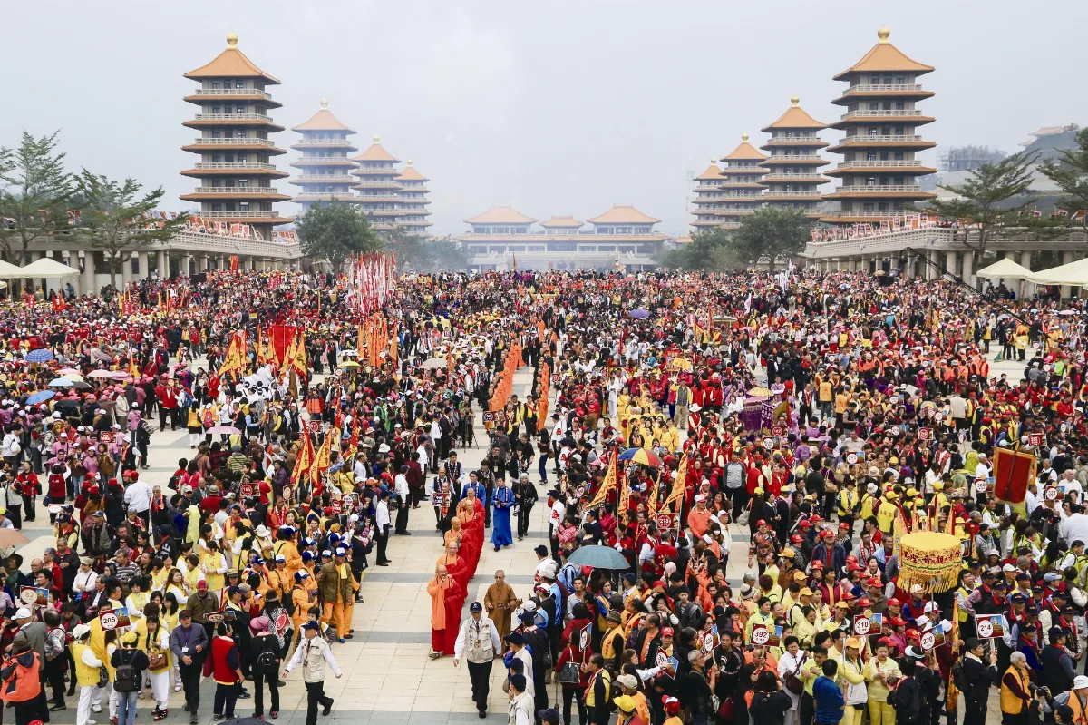 天來、龍來、神來