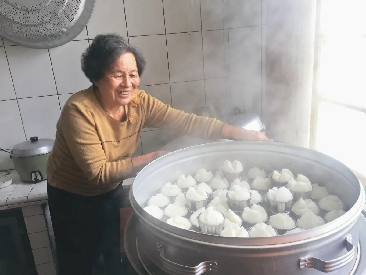 米廠頭家嬤 用經典好米做發粿