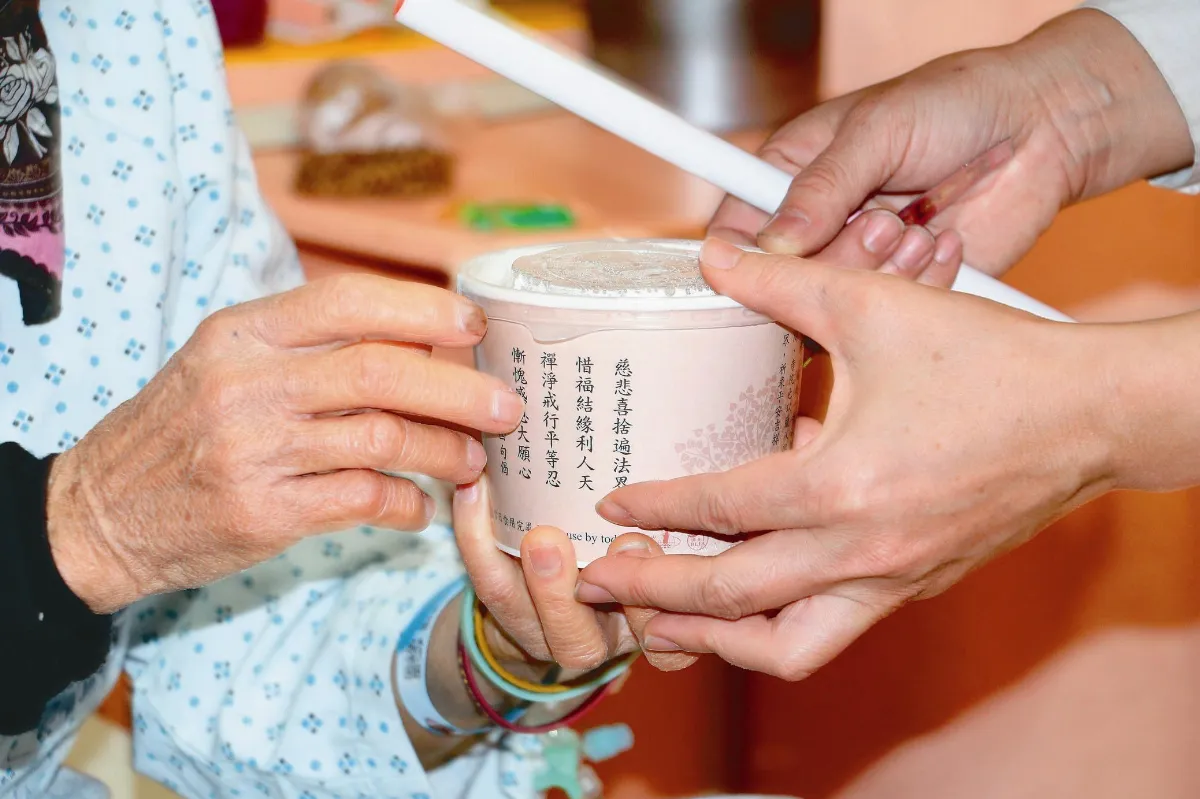 緬懷佛陀 臘八粥慶法寶節
