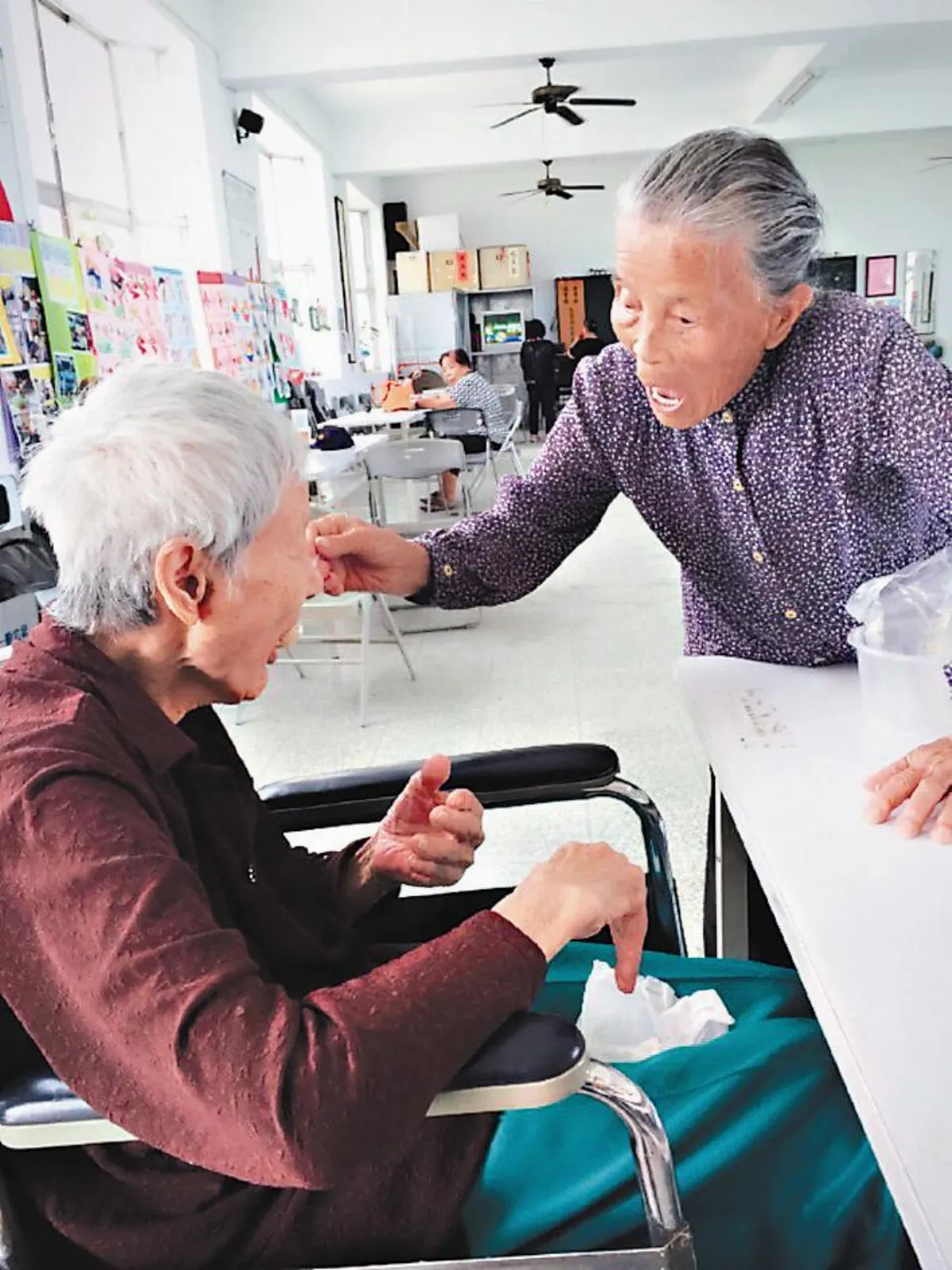 手足風險 高齡社會隱形危機