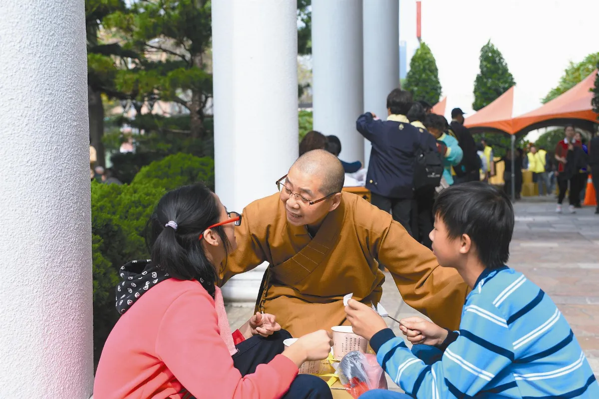 緬懷佛陀 臘八粥慶法寶節
