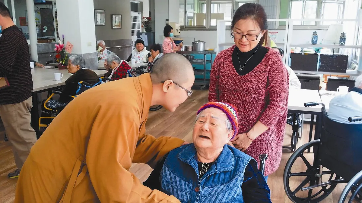 緬懷佛陀 臘八粥慶法寶節