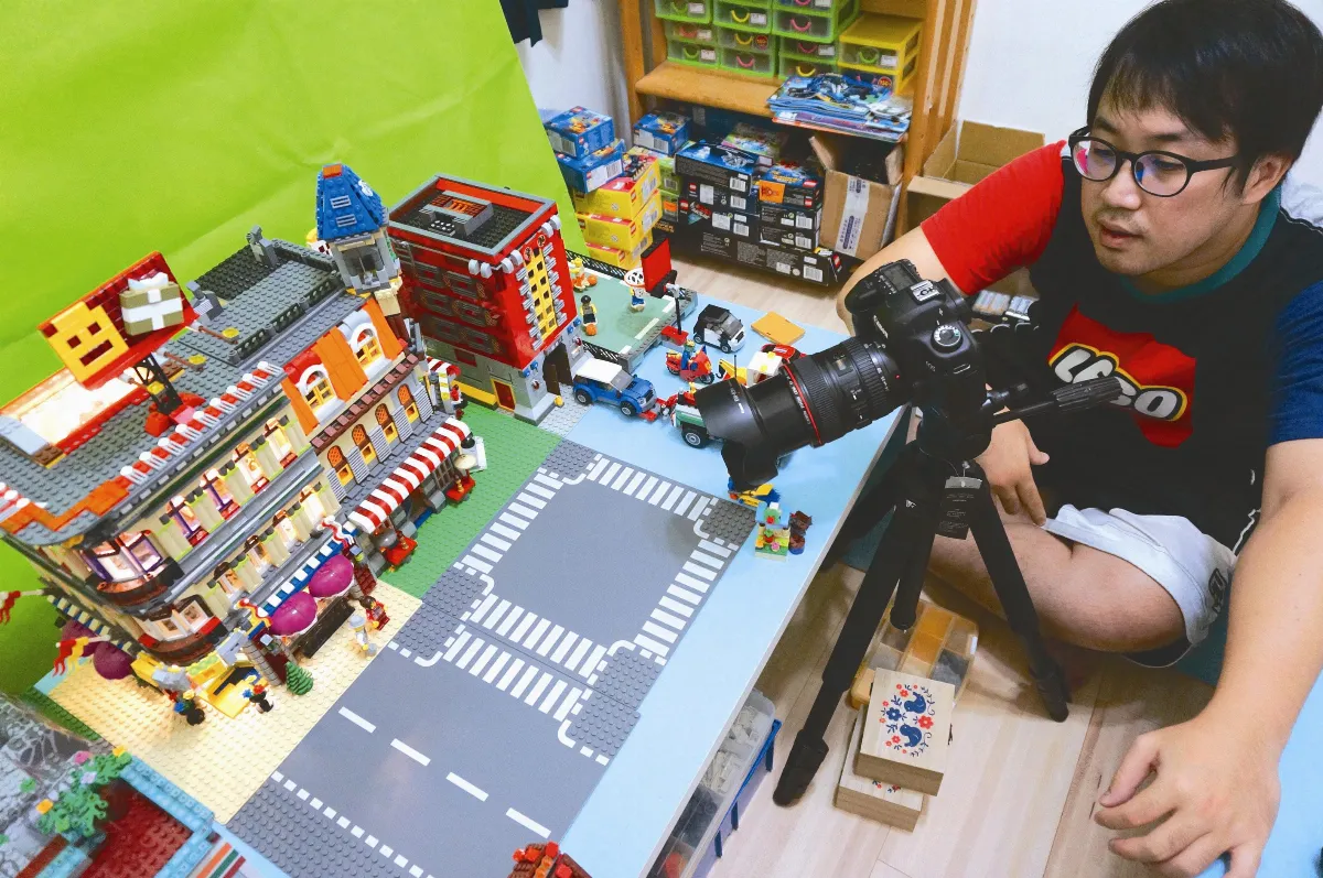 王靖讓國父也穿越借樂高玩具之力