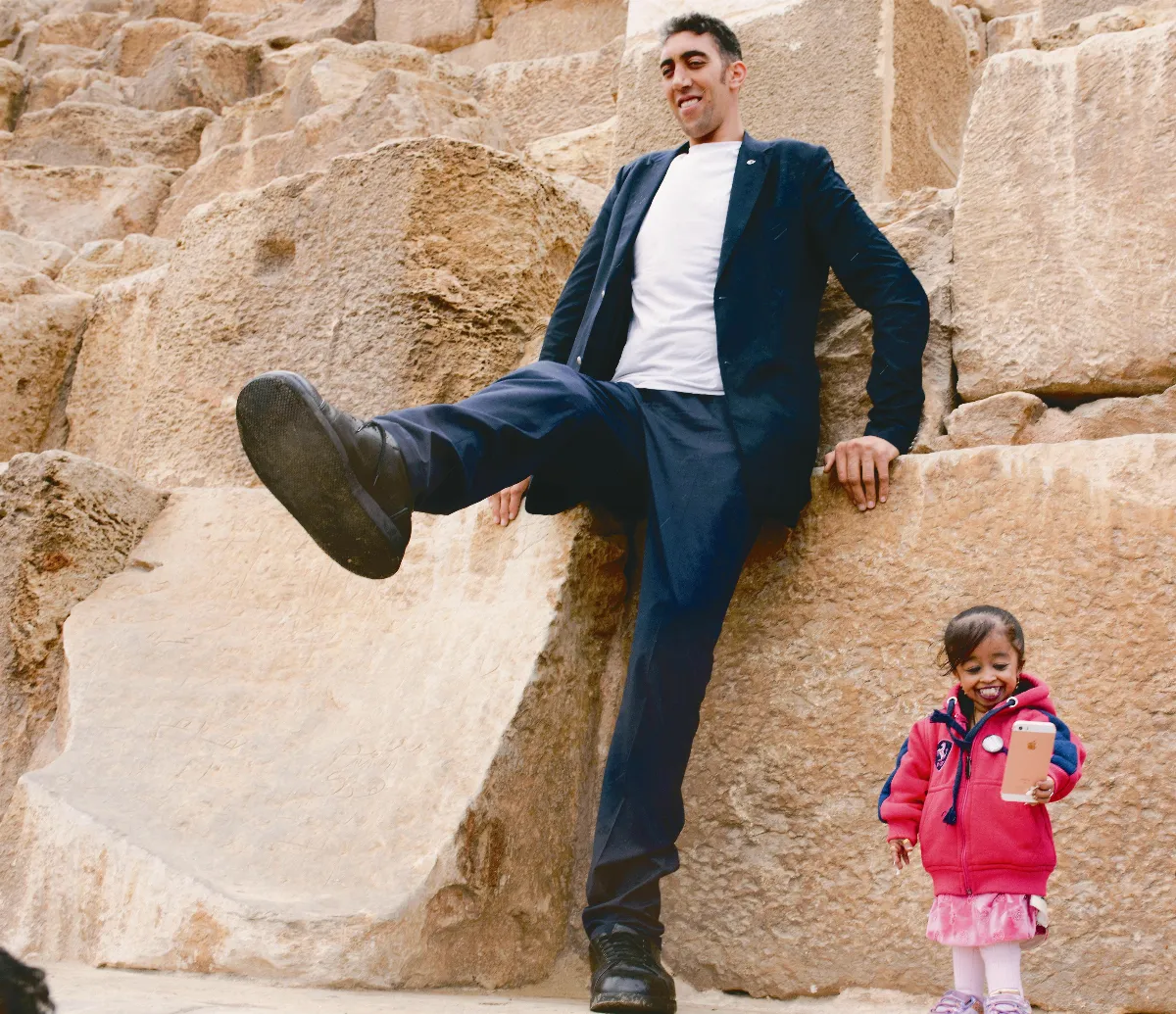 最高男vs.最矮女