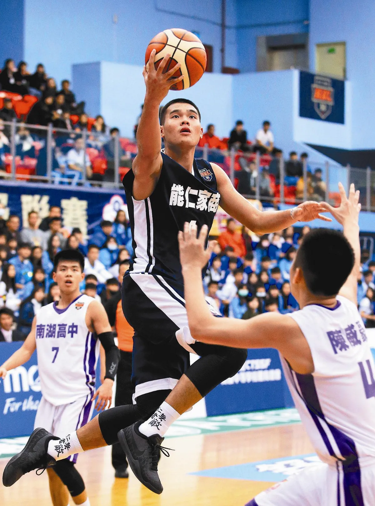 HBL 8強戰 普門奪首勝