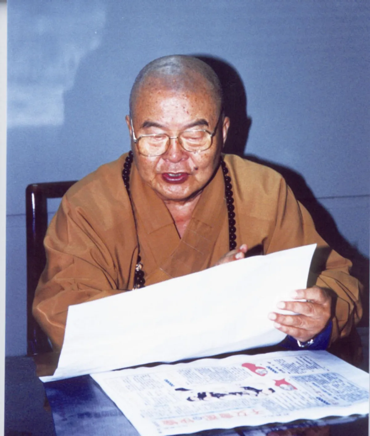 福 聚 海無量  不是傻瓜，怎來辦報？