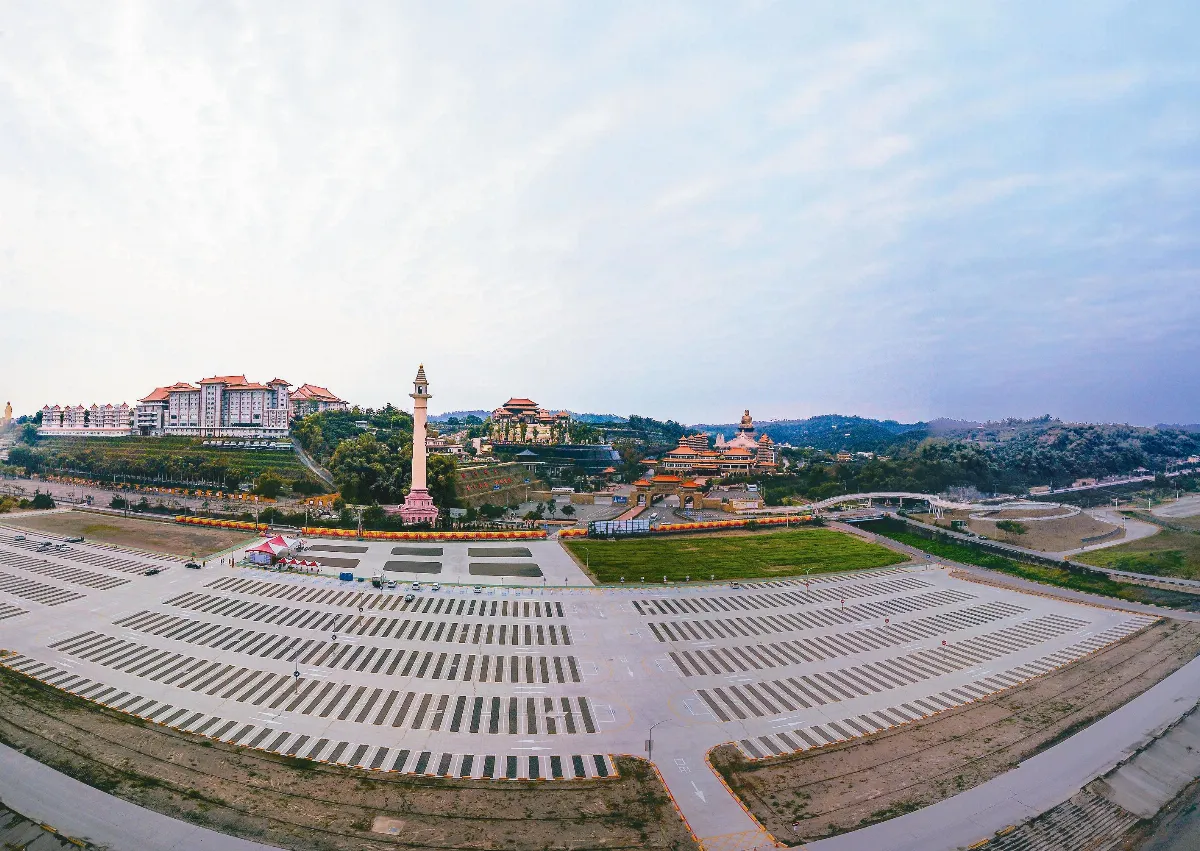 春節來佛光山 停車寬敞