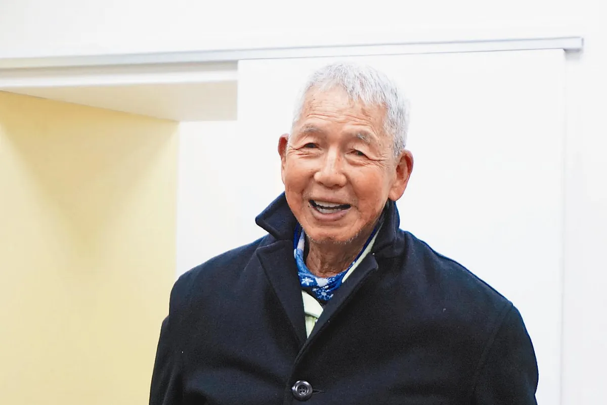不識字愛讀書 9旬爺爺說故事