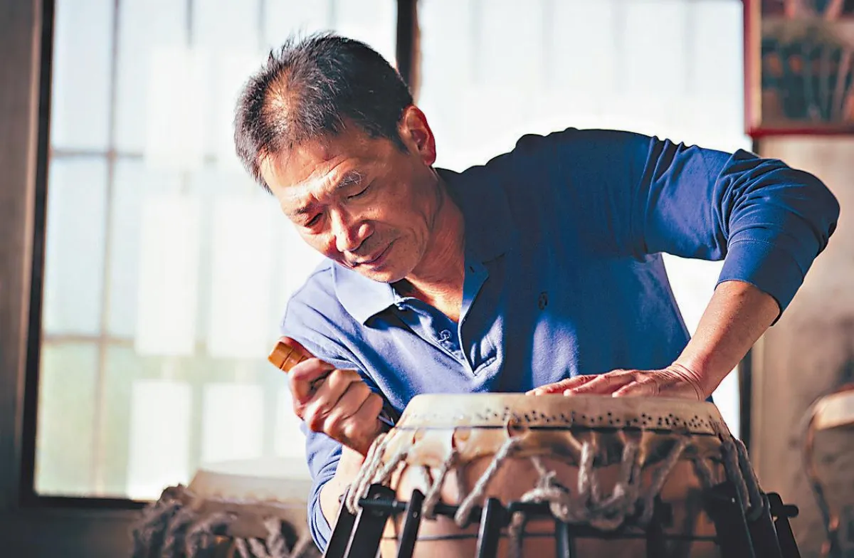 逆子返鄉 擦亮70年製鼓招牌