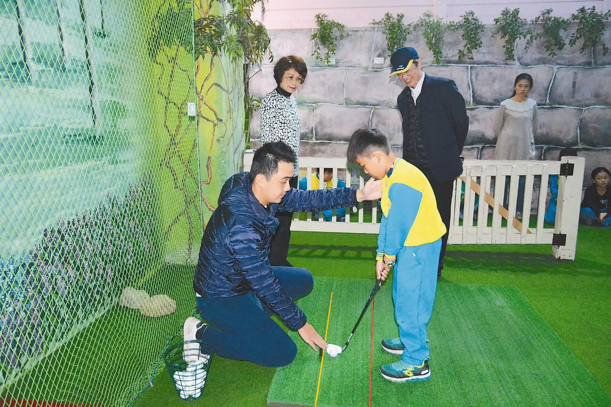 教揮桿 偏鄉小學免於廢校