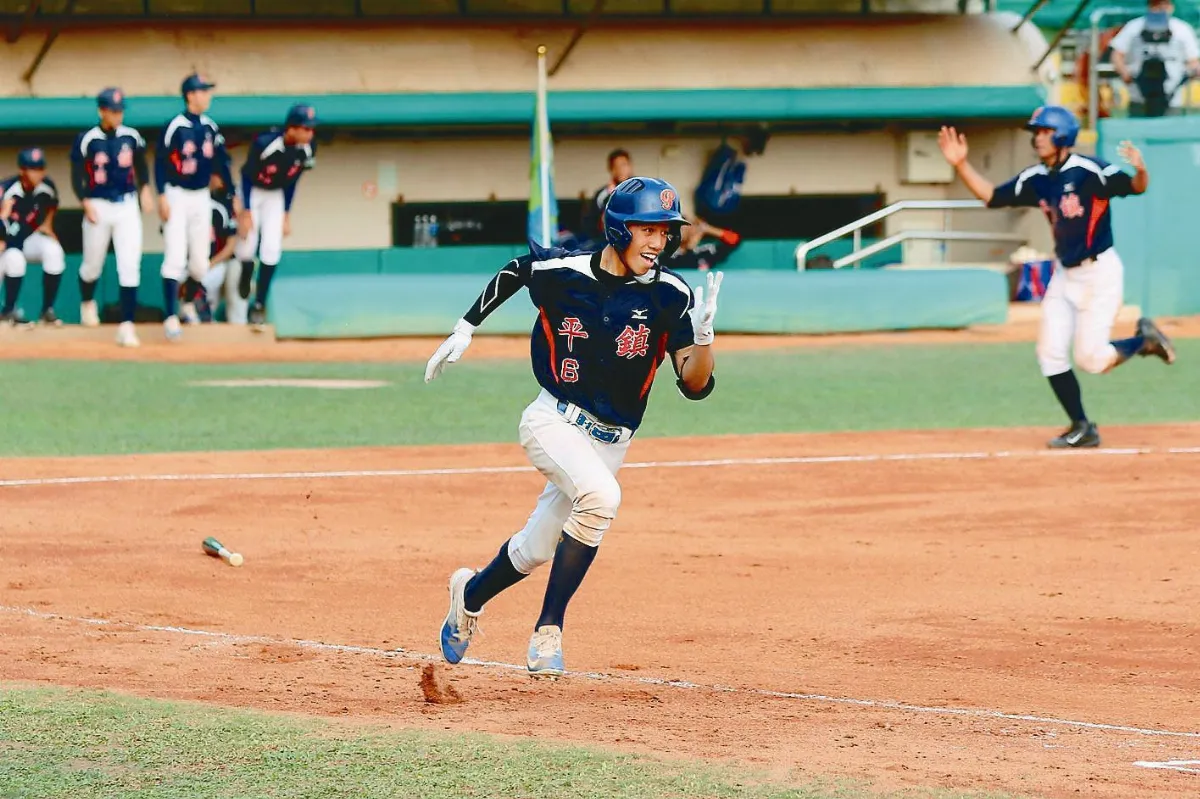 平鎮扣倒成德 獲季軍