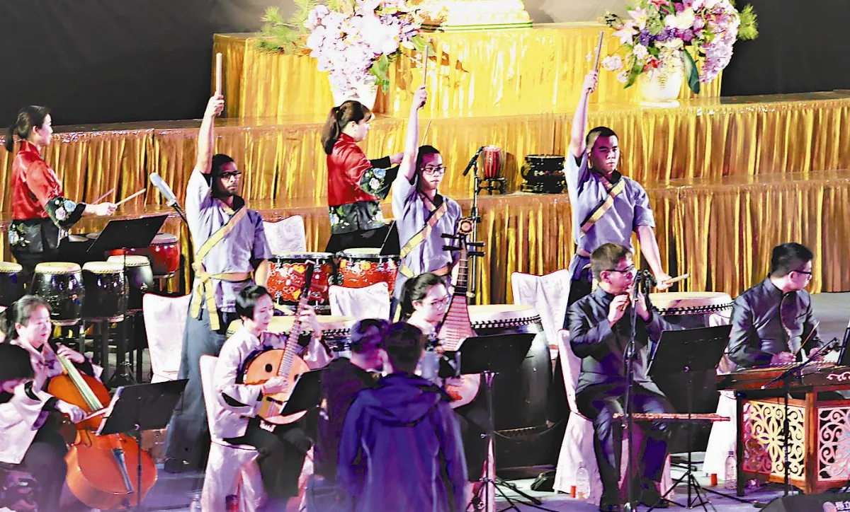 擊天鼓練定力 法音撼人心